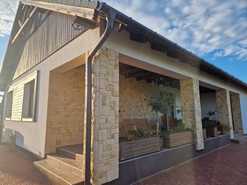 Könnyűszerkezetes átmenet